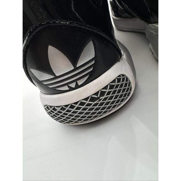 Womens Adidas Round HouseMid W - Q33015 Black Silver White Trainers Size 7 Clean - Picture 6 of 14